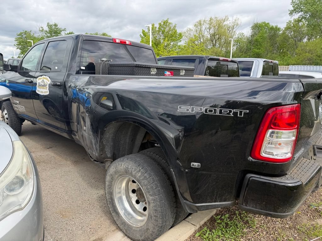 Used 2022 RAM 3500 Big Horn w/ Level A Equipment Group AWD/4WD image 4