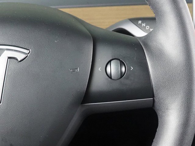 Used 2023 Tesla Model Y Long Range image 22