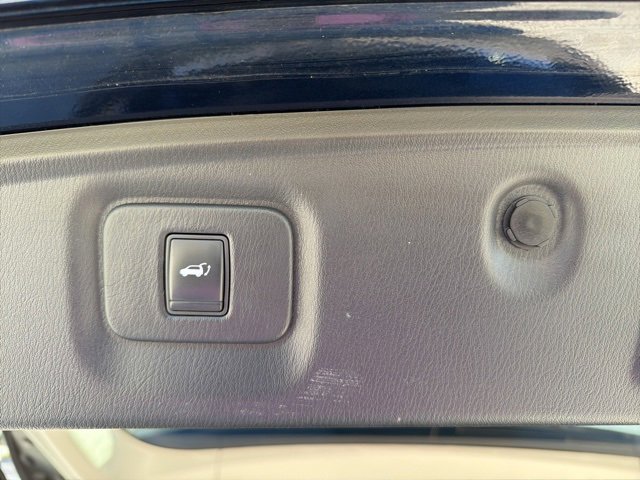 Used 2019 INFINITI QX60 Luxe w/ Essential Package image 24