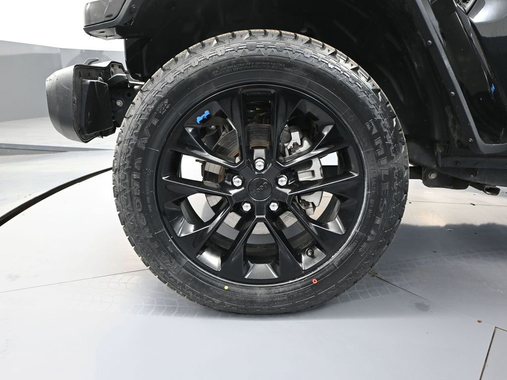 Used 2023 Jeep Wrangler Unlimited Sahara image 19