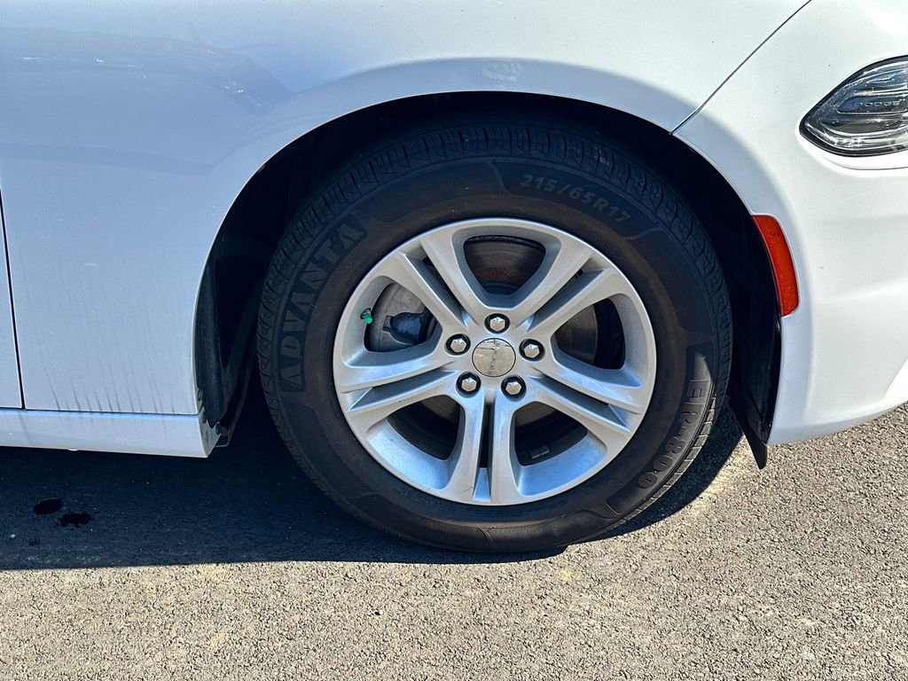 Used 2023 Dodge Charger SXT image 12