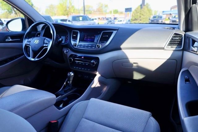 Used 2017 Hyundai Tucson Sport image 38