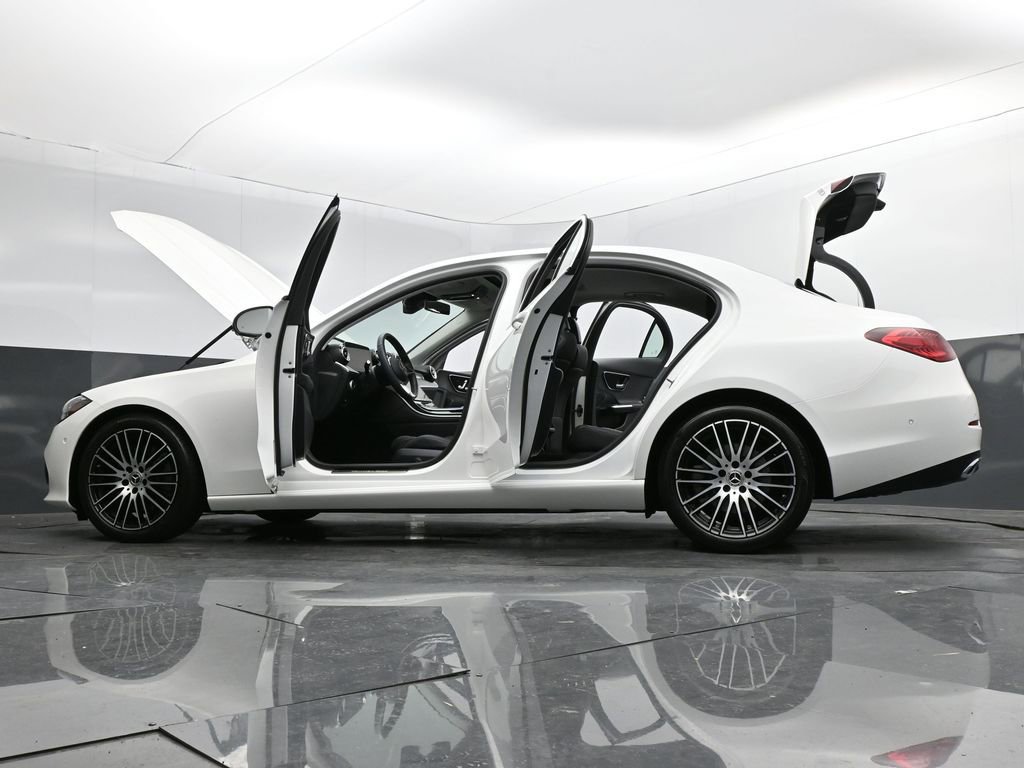 Used 2023 Mercedes-Benz C 300 Sedan image 33