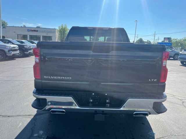 Used 2025 Chevrolet Silverado 1500 LTZ w/ LTZ Premium Package AWD/4WD image 7