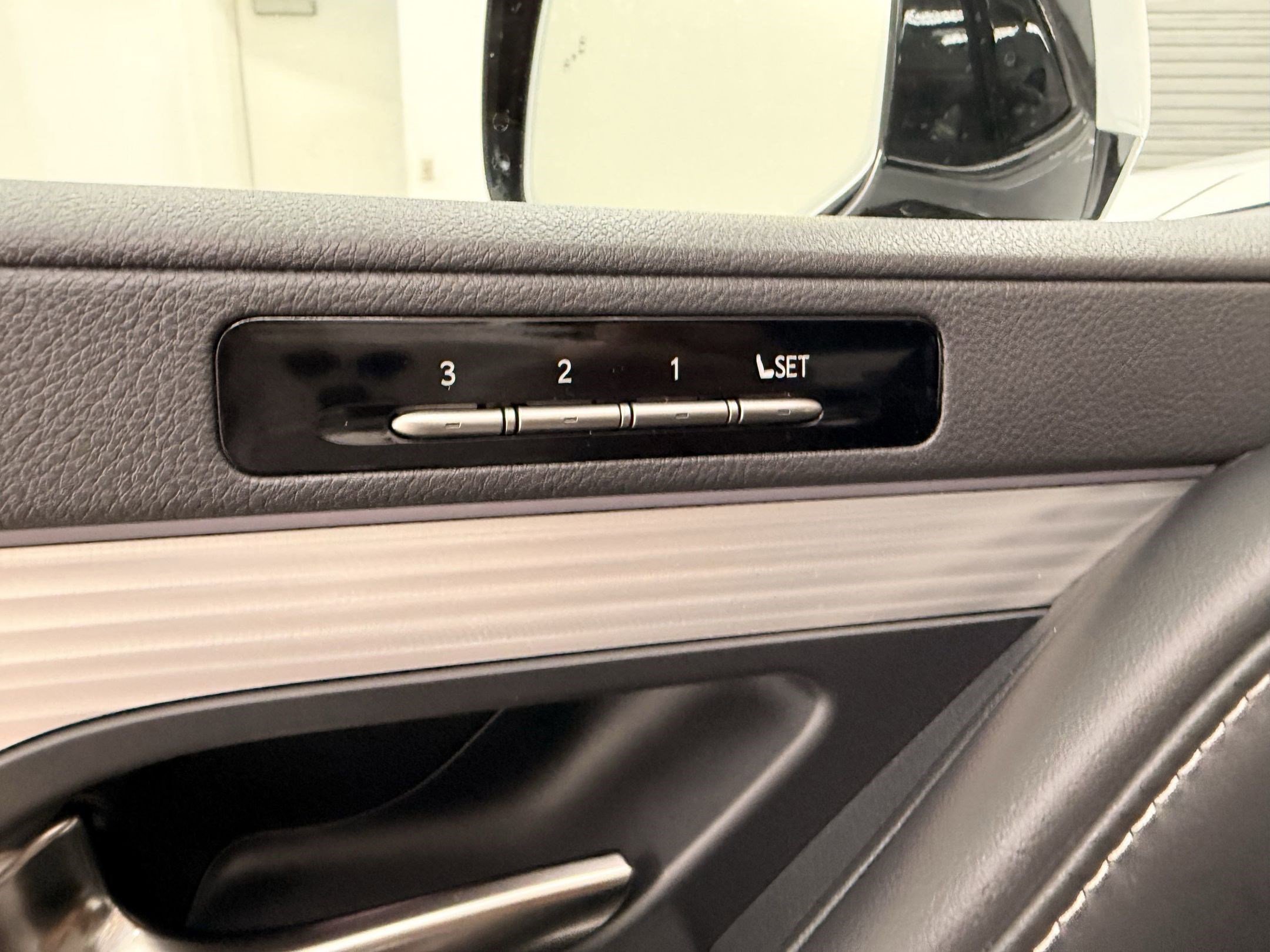 New 2025 Lexus LX 700h F Sport image 17