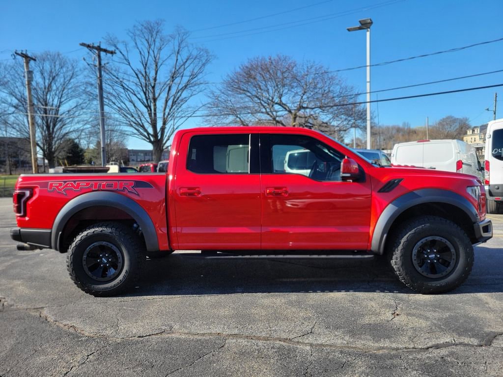 Used 2018 Ford F150 Raptor w/ Equipment Group 802A Luxury image 6