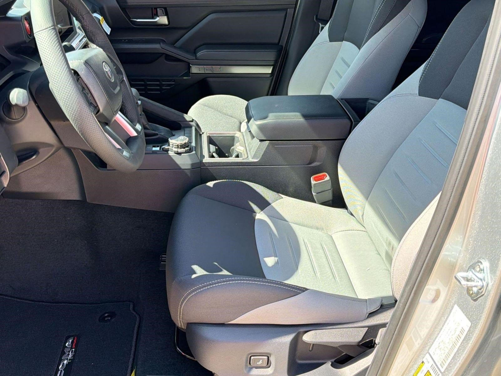 Used 2026 Toyota Tacoma SR5 image 5