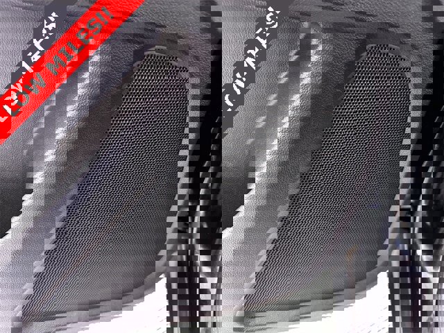 Used 2023 Chevrolet Traverse LT image 25