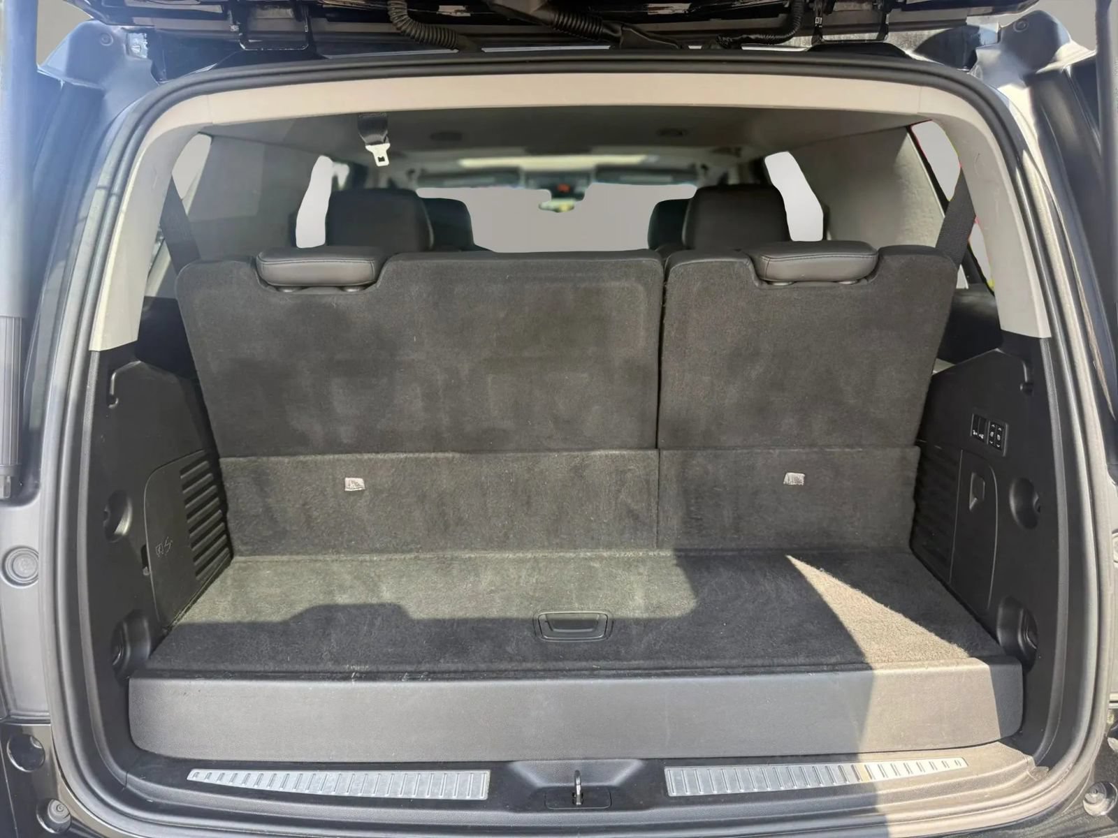 Used 2019 Cadillac Escalade Luxury AWD/4WD image 44