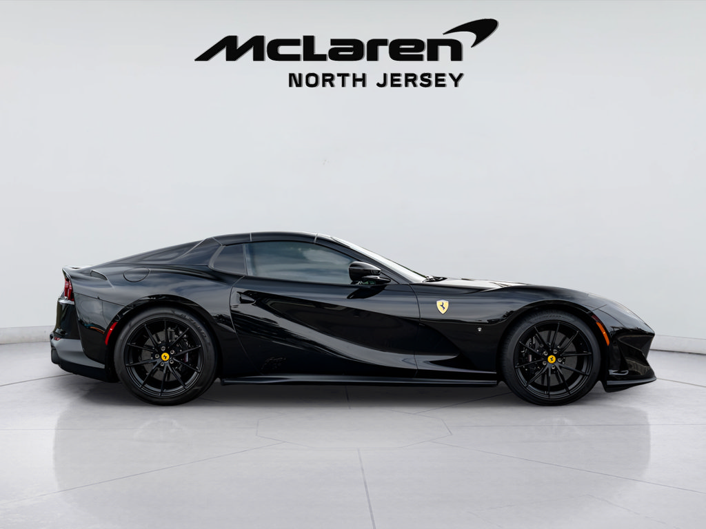 Used 2021 Ferrari 812 GTS RWD image 13