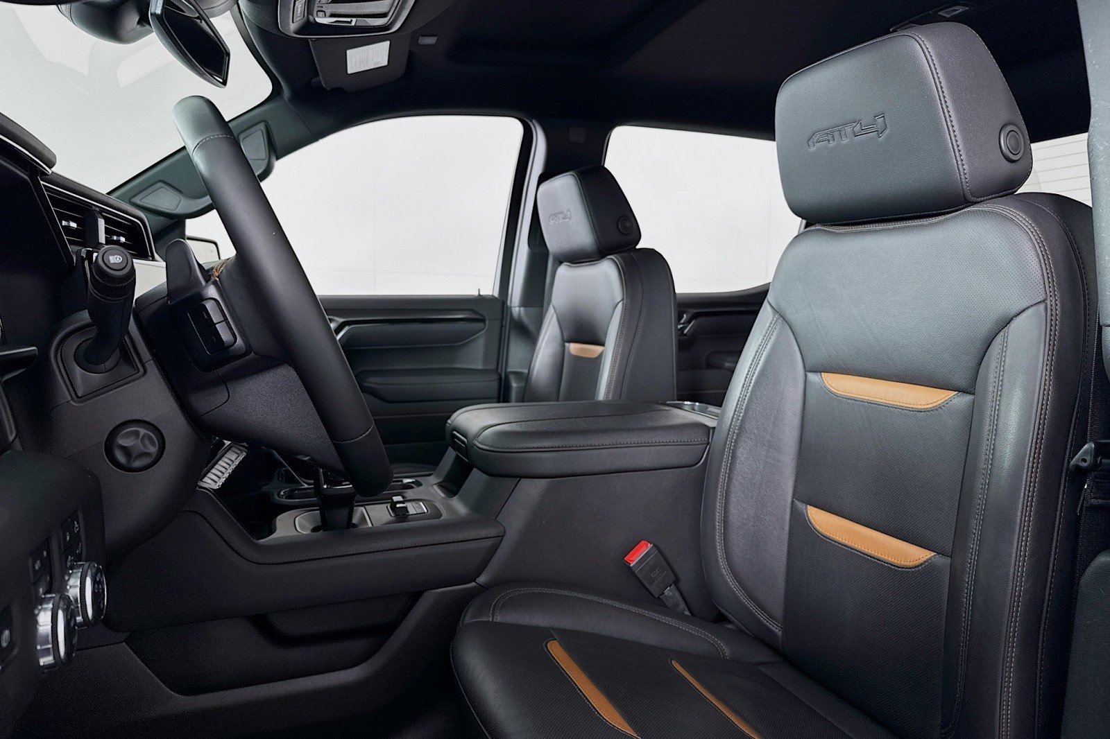 Used 2025 GMC Sierra 1500 AT4 image 17