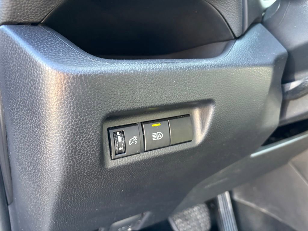 Used 2024 Toyota RAV4 XLE image 17