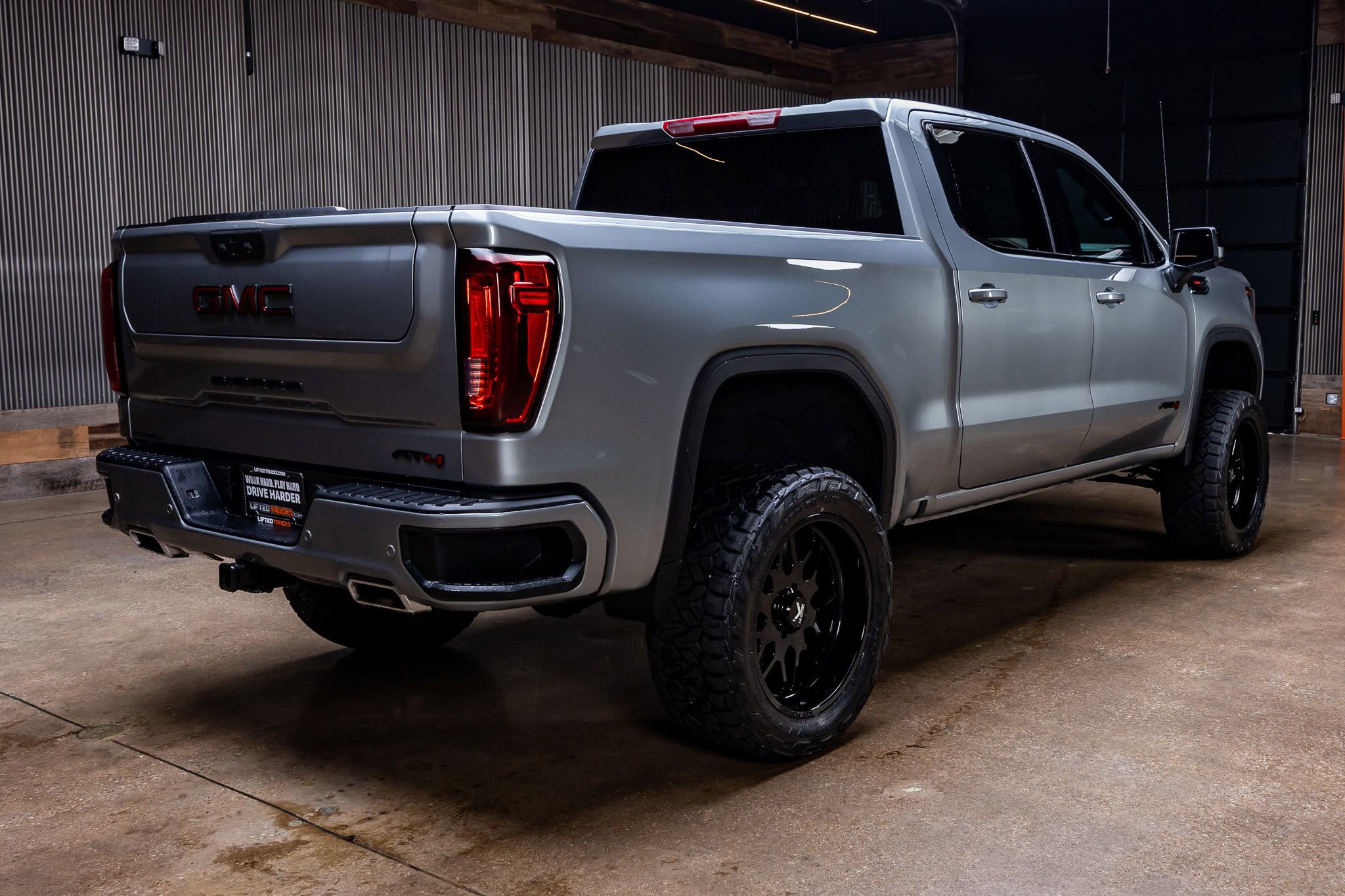 Used 2026 GMC Sierra 1500 AT4 image 10