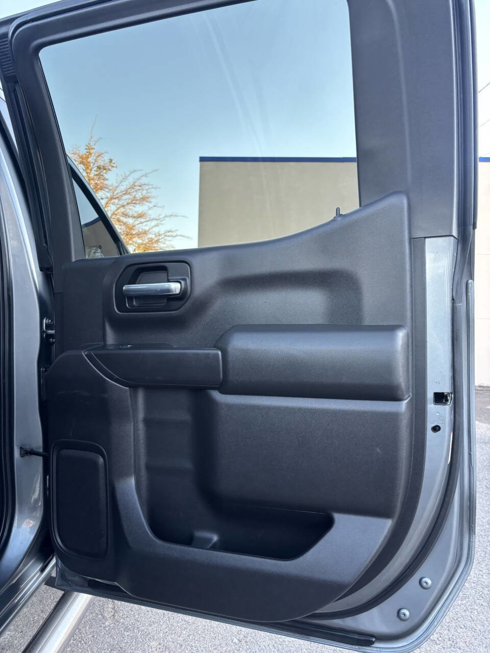 Used 2020 Chevrolet Silverado 1500 LT w/ All-Star Edition image 17