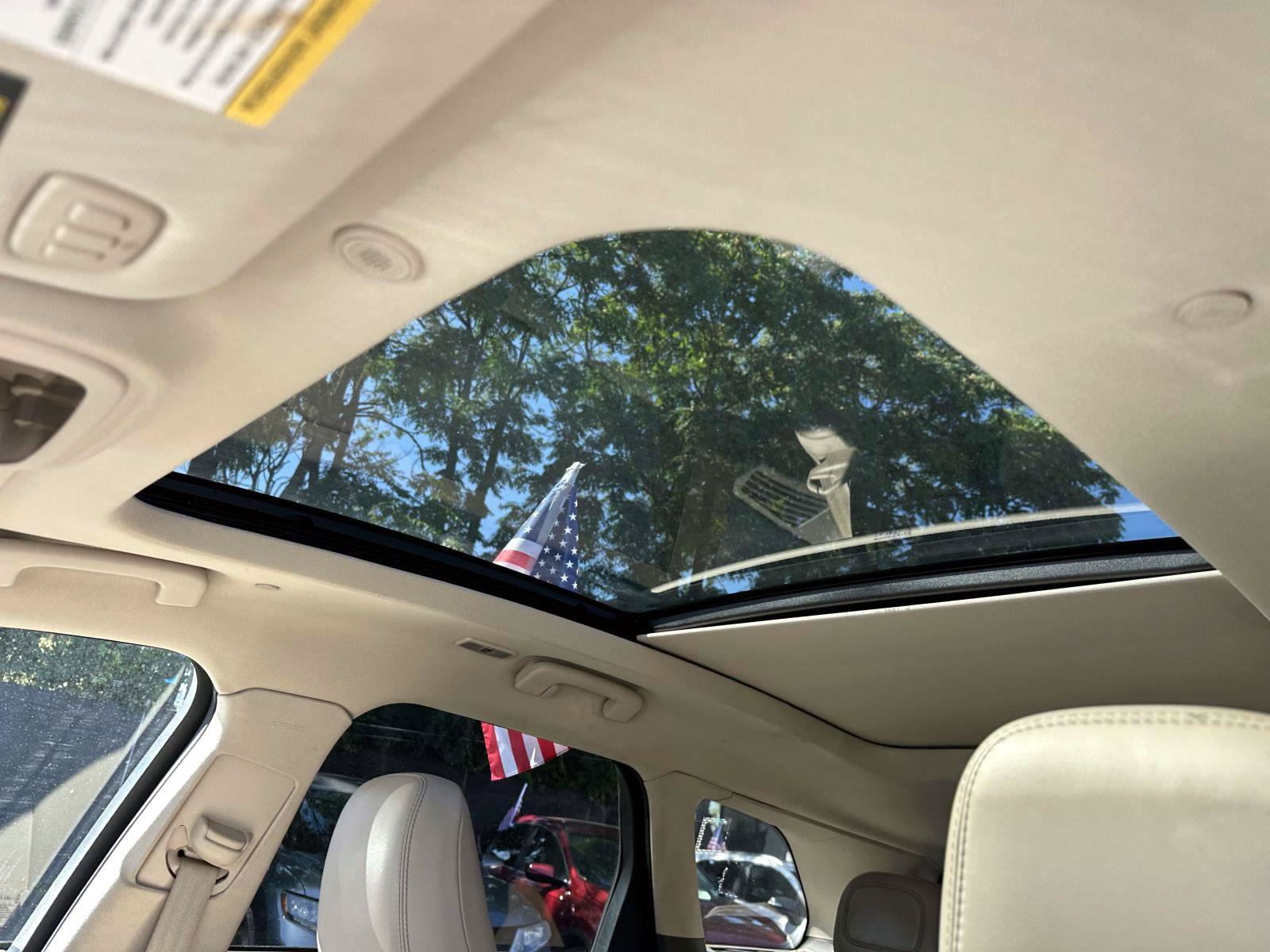 Used 2022 Lincoln Corsair AWD w/ Premium Package image 25