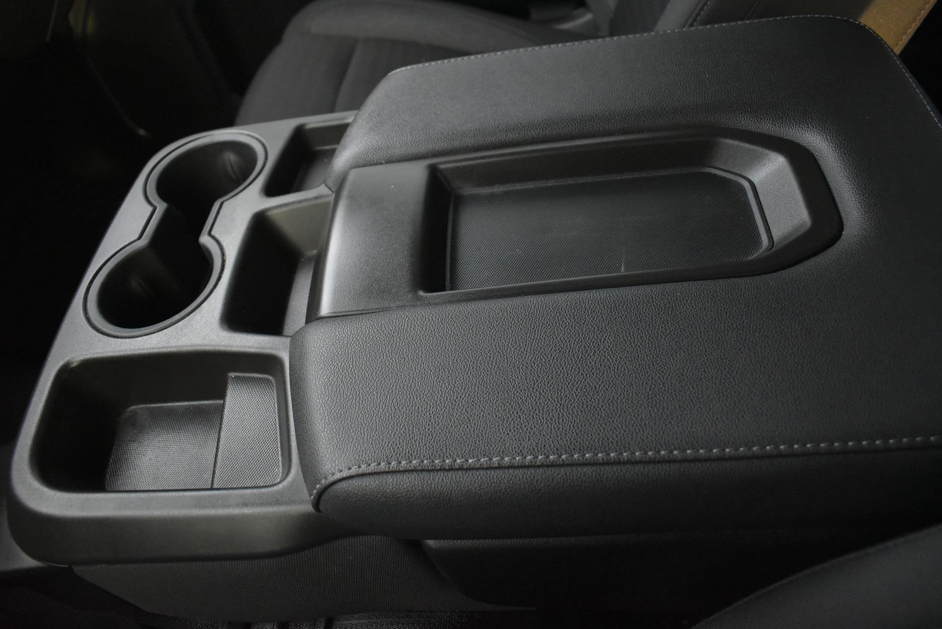 Used 2023 GMC Sierra 1500 SLE image 28