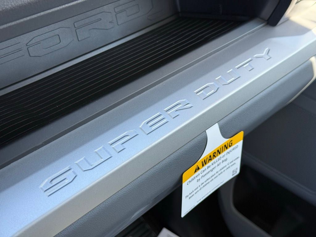 New 2026 Ford F250 XL w/ XL Chrome Package image 27