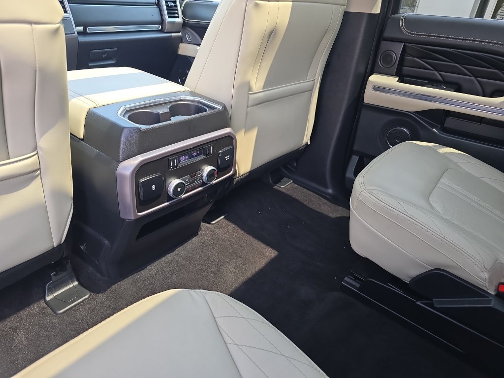 Used 2021 Ford Expedition Max Platinum AWD/4WD image 18