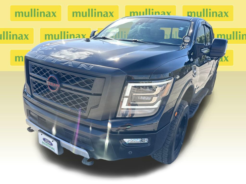 Used 2024 Nissan Titan PRO-4X image 10
