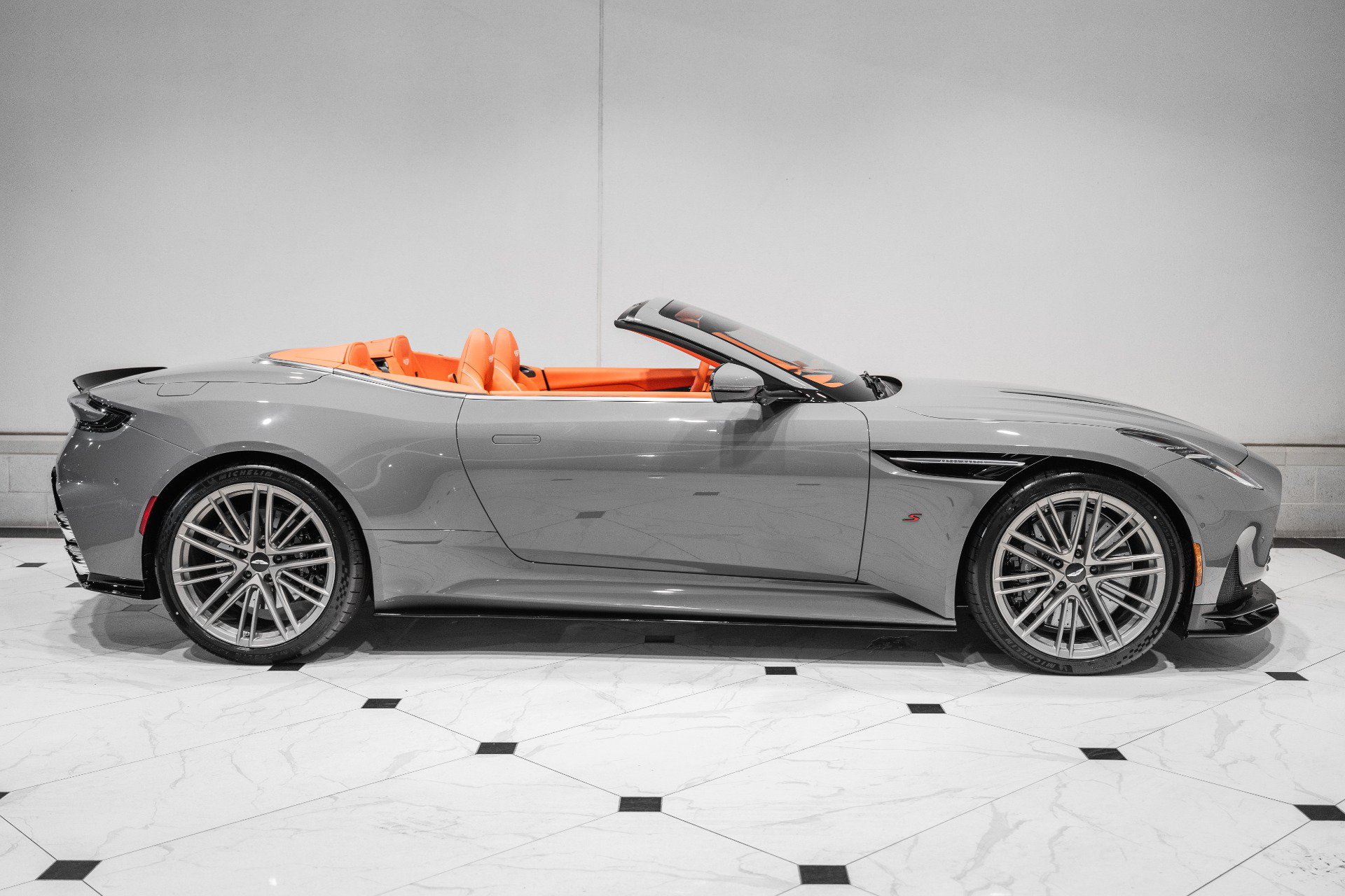 New 2026 Aston Martin DB12 Convertible RWD image 43
