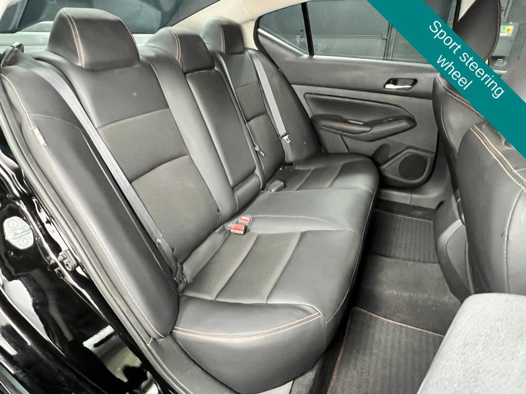 Used 2022 Nissan Altima 2.5 SR FWD image 14