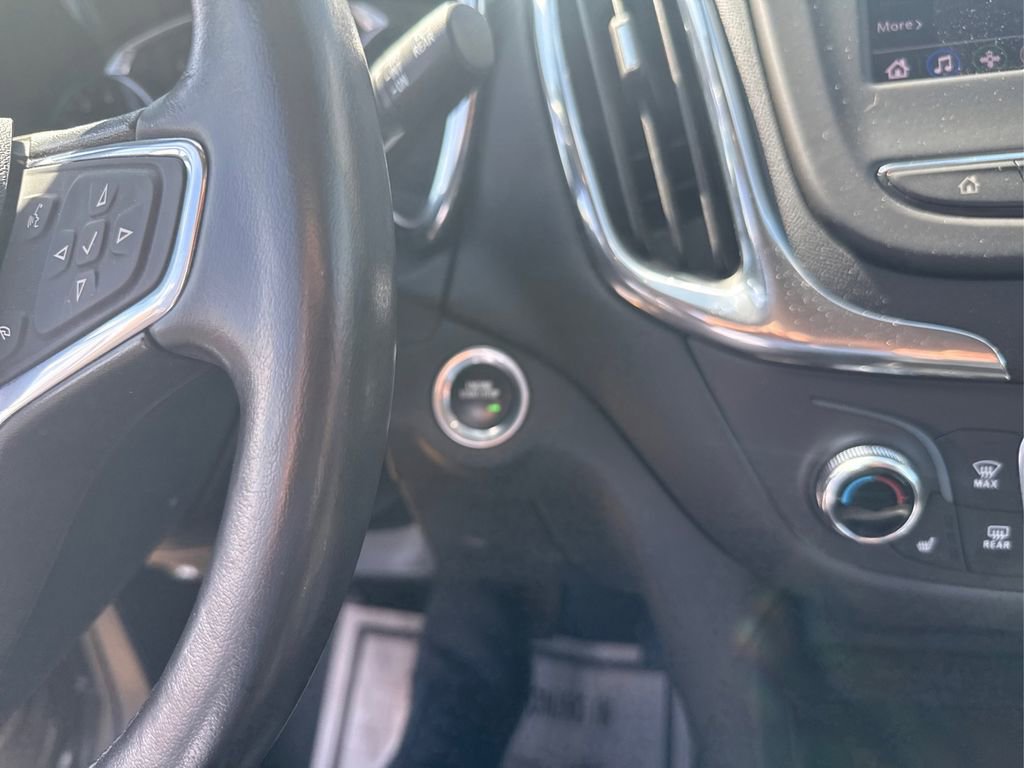 Used 2020 Chevrolet Equinox LT w/ Driver Convenience Package image 37
