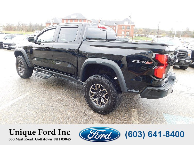 Used 2024 Chevrolet Colorado ZR2 w/ ZR2 Convenience Package III AWD/4WD image 6
