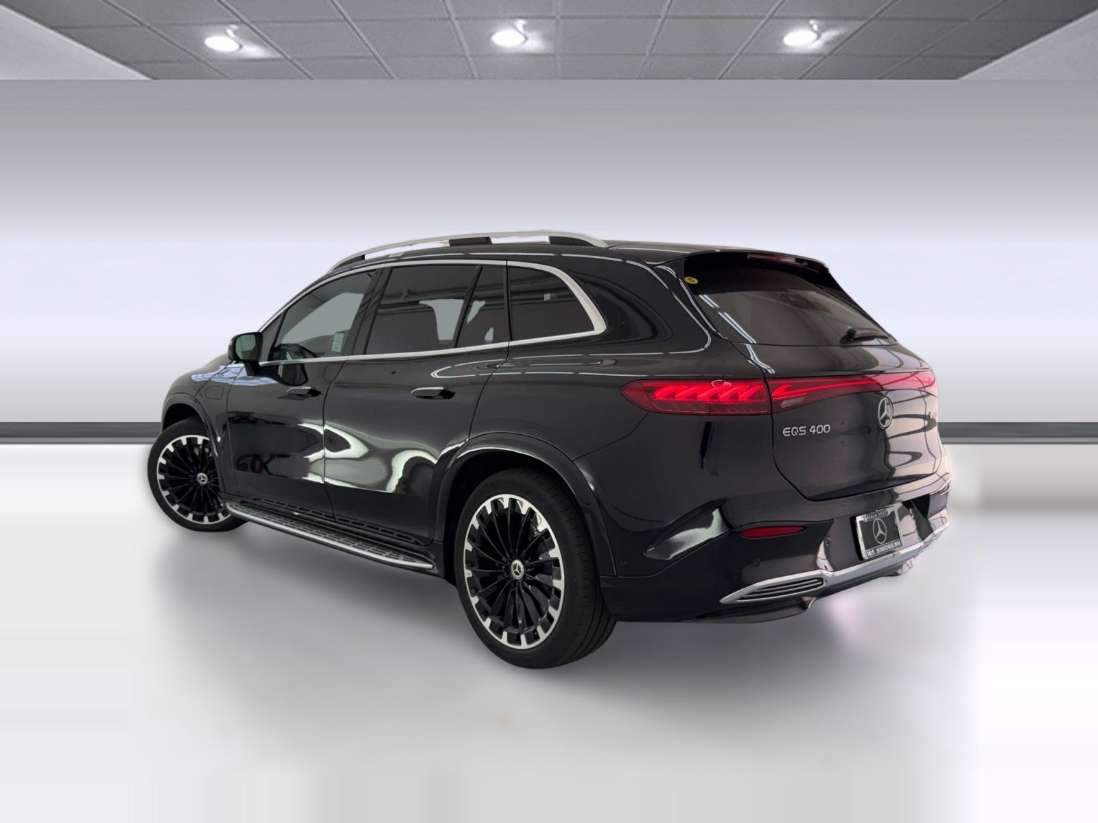New 2027 Mercedes-Benz EQS 400 4MATIC SUV image 3