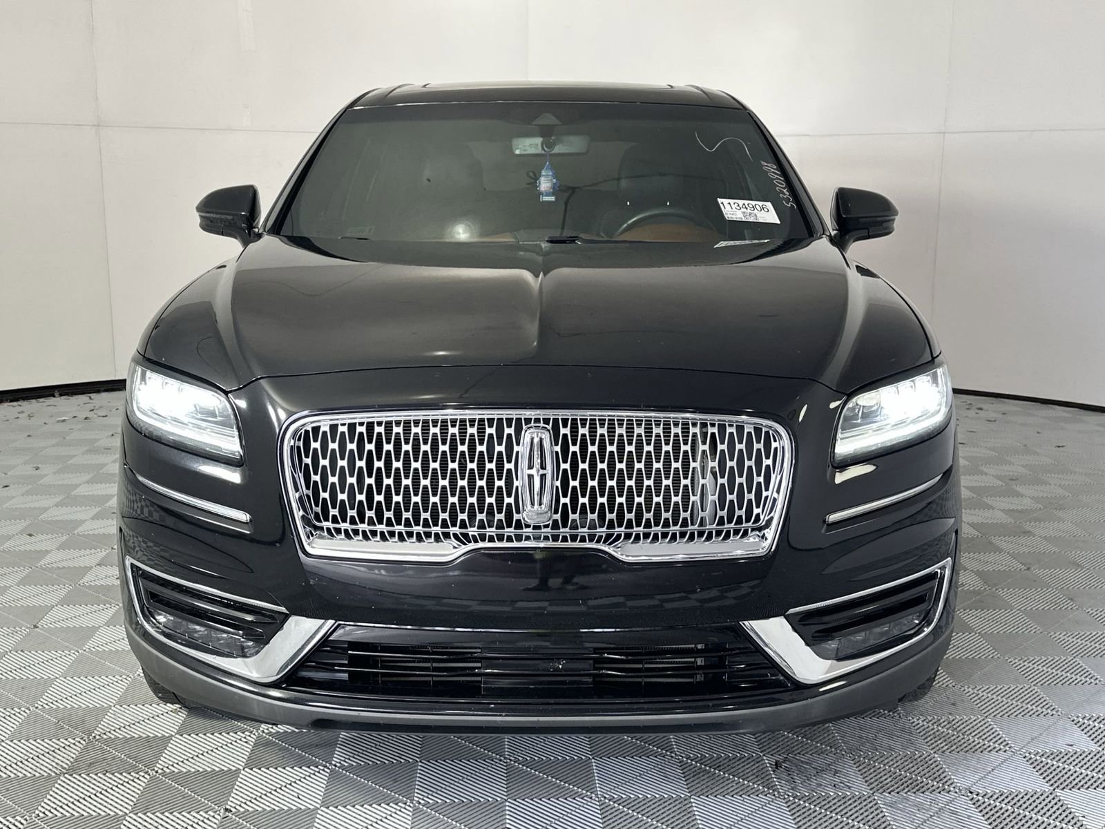 Used 2019 Lincoln Nautilus Black Label AWD/4WD image 3