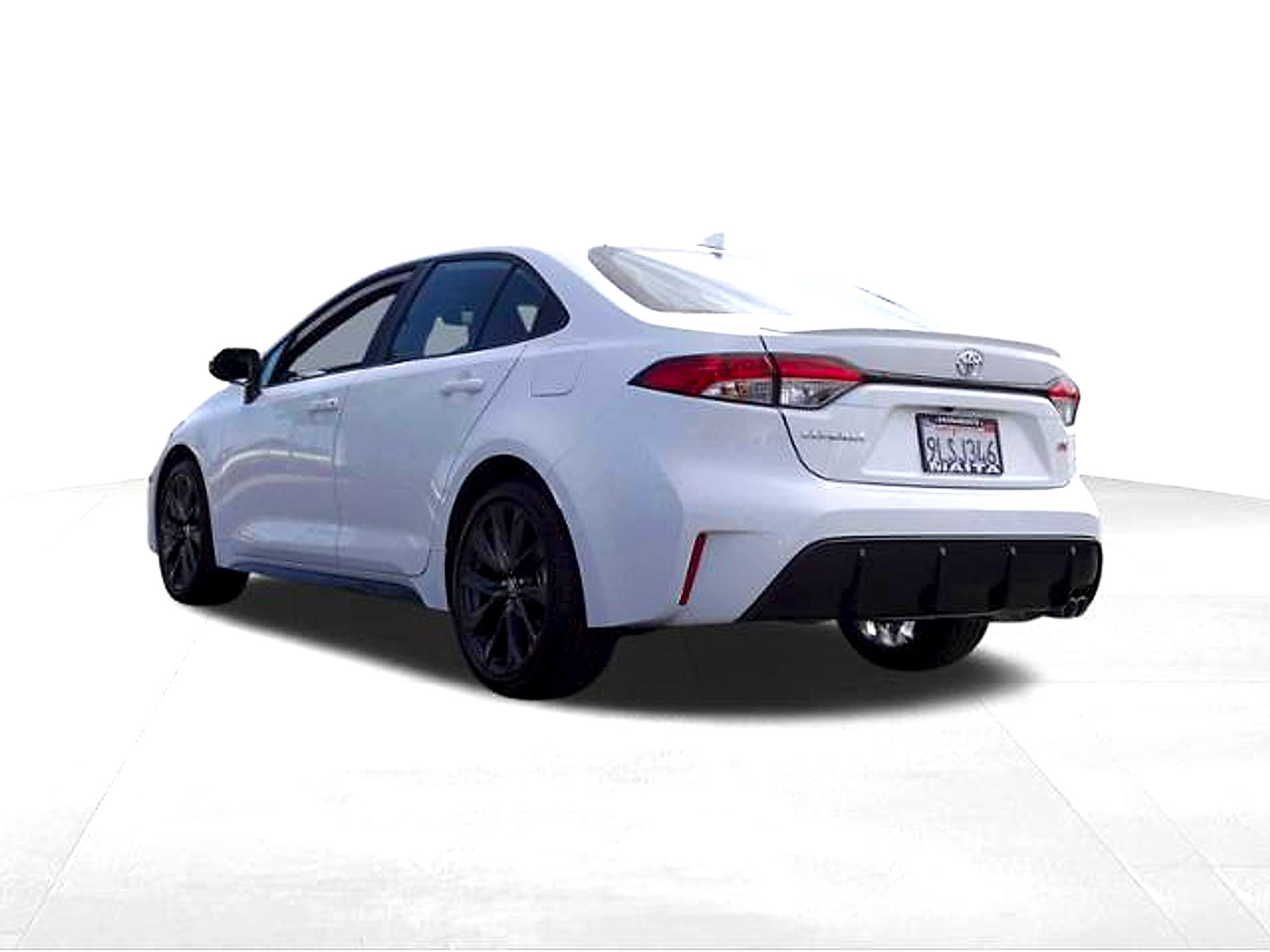 Certified 2025 Toyota Corolla SE FWD image 6