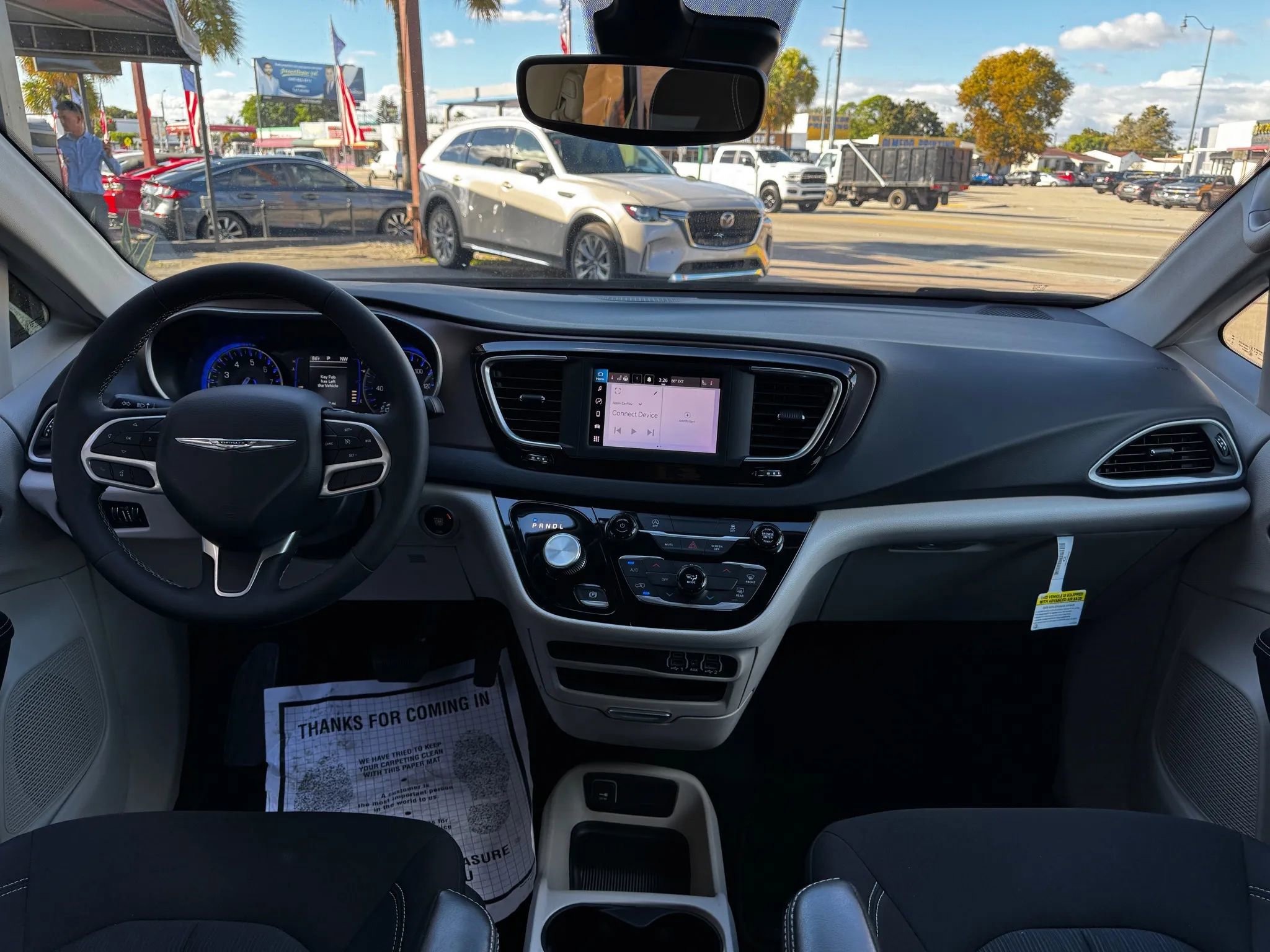 Used 2024 Chrysler Voyager LX FWD image 19