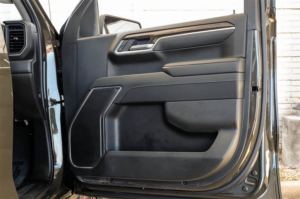 Used 2023 GMC Sierra 1500 Elevation image 45