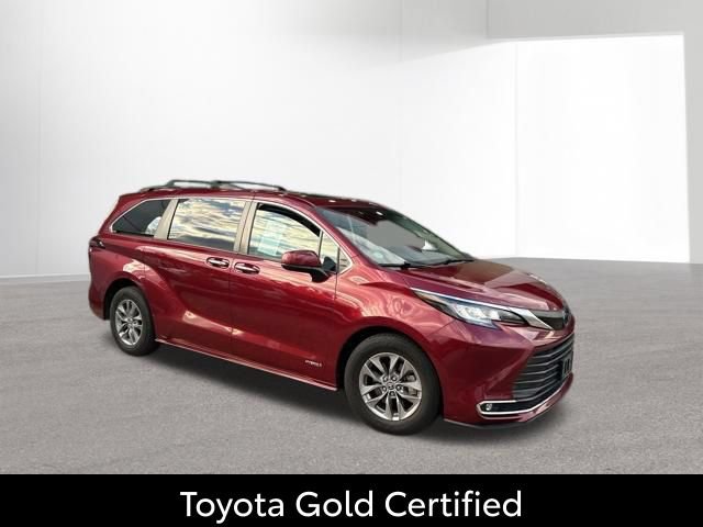 Certified 2021 Toyota Sienna XLE w/ XLE Plus Package FWD video 1