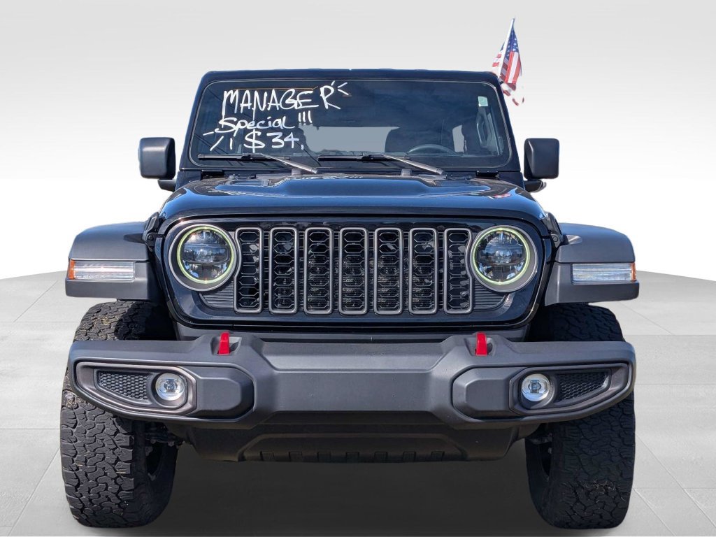 Used 2025 Jeep Wrangler Unlimited Rubicon AWD/4WD image 8