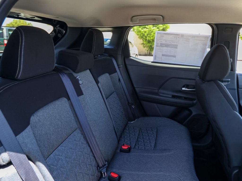 New 2026 Nissan Kicks SV FWD image 18