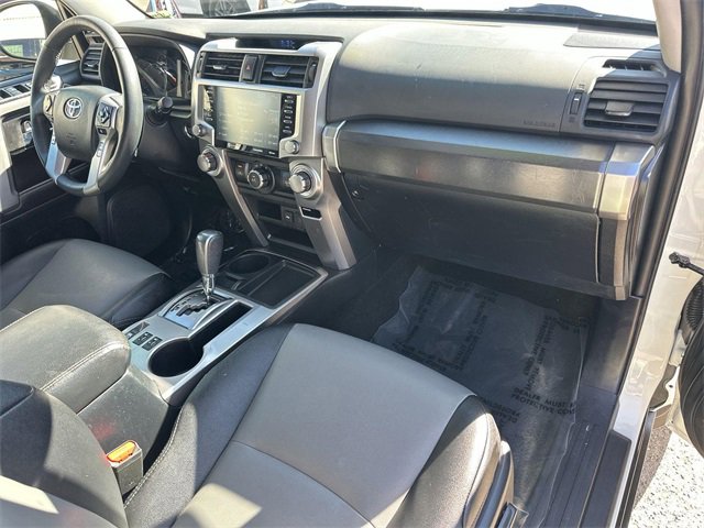 Used 2022 Toyota 4Runner SR5 Premium image 29