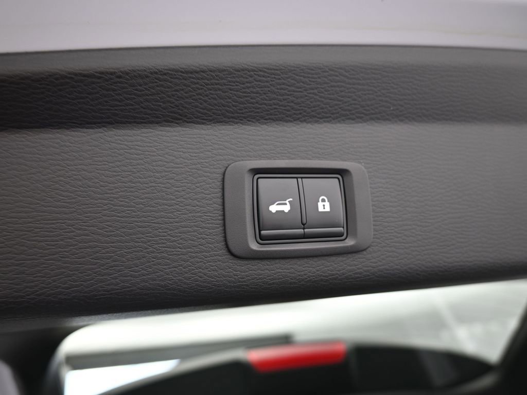 Used 2022 Mitsubishi Outlander SEL image 50