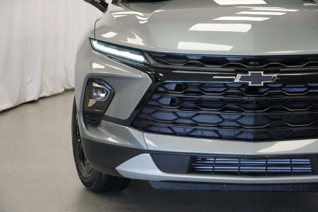 New 2026 Chevrolet Blazer LT w/ Convenience Package AWD/4WD image 32