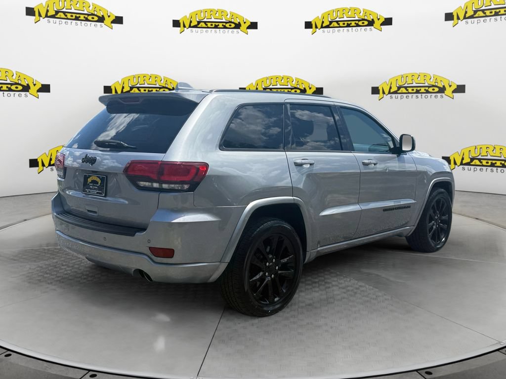Used 2019 Jeep Grand Cherokee Altitude RWD image 5