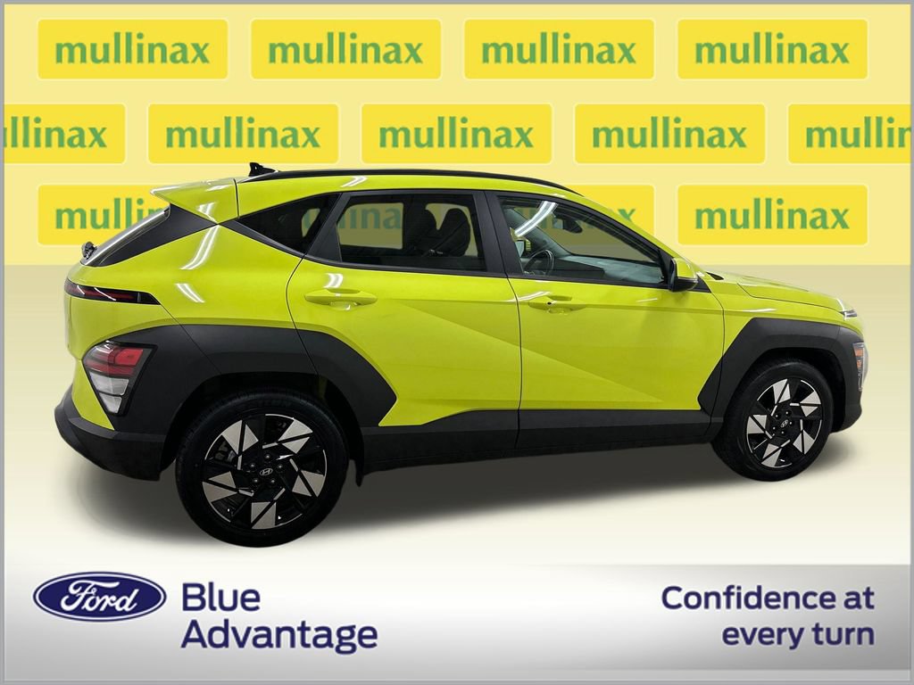 Used 2024 Hyundai Kona SEL FWD image 2