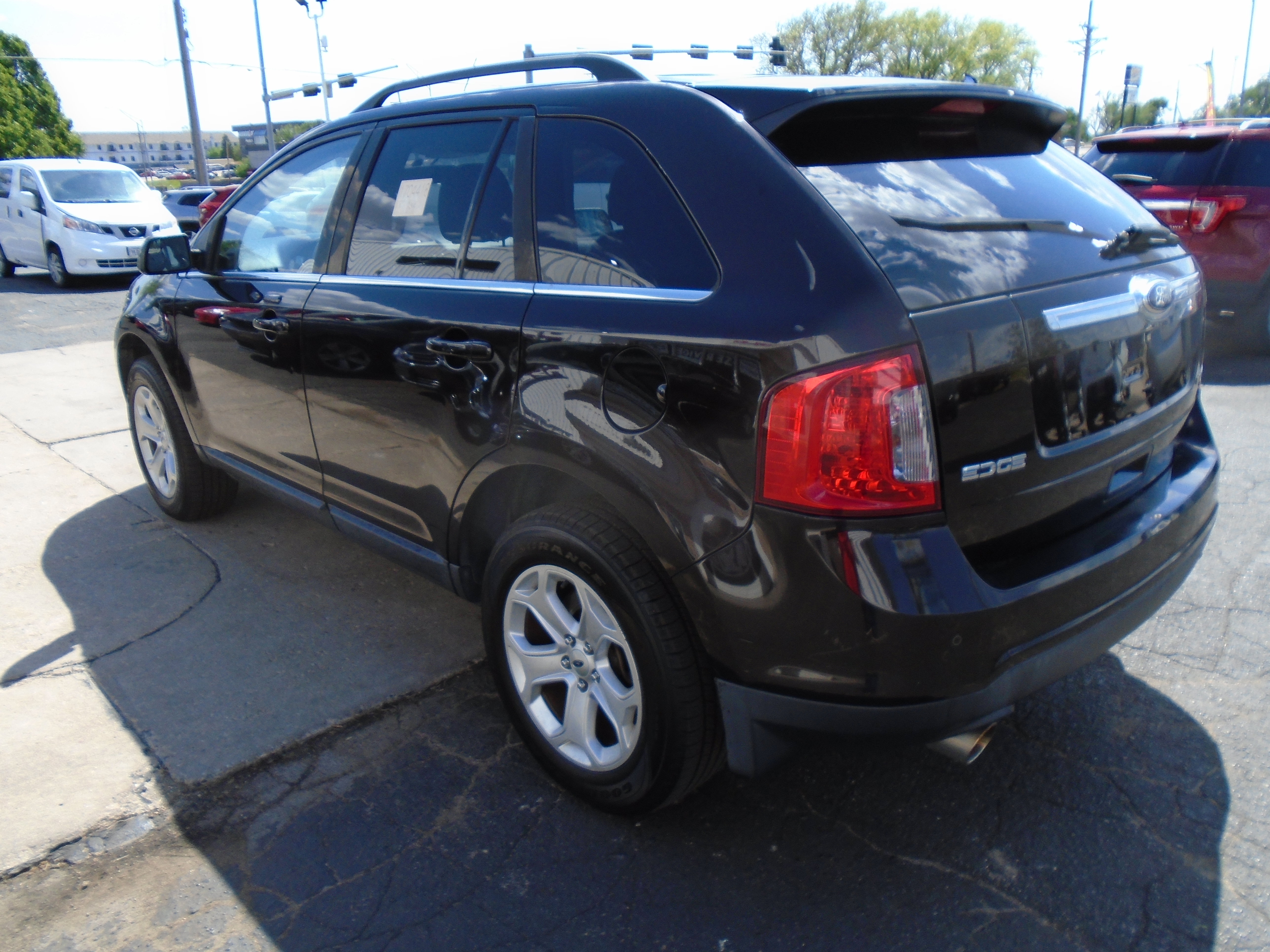 Used 2013 Ford Edge Limited AWD/4WD image 4