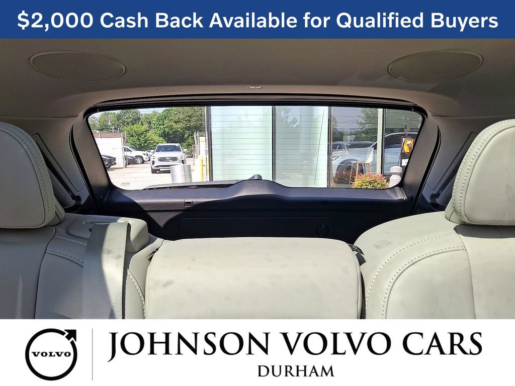 New 2026 Volvo XC60 B5 Ultra w/ Climate Package AWD/4WD image 13