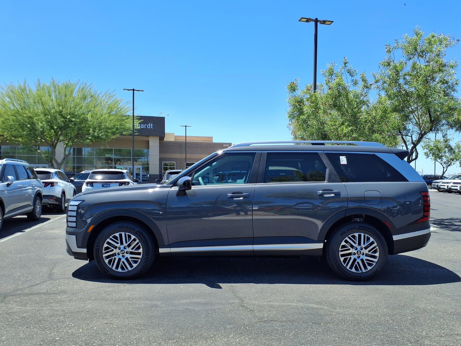 New 2026 Hyundai Palisade SEL FWD image 3