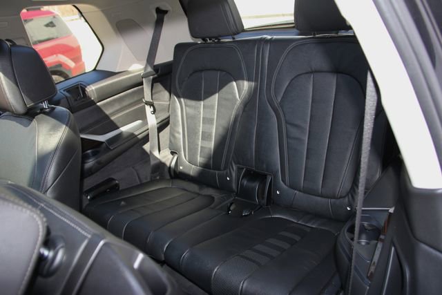 Used 2019 BMW X7 xDrive40i w/ Cold Weather Package image 37