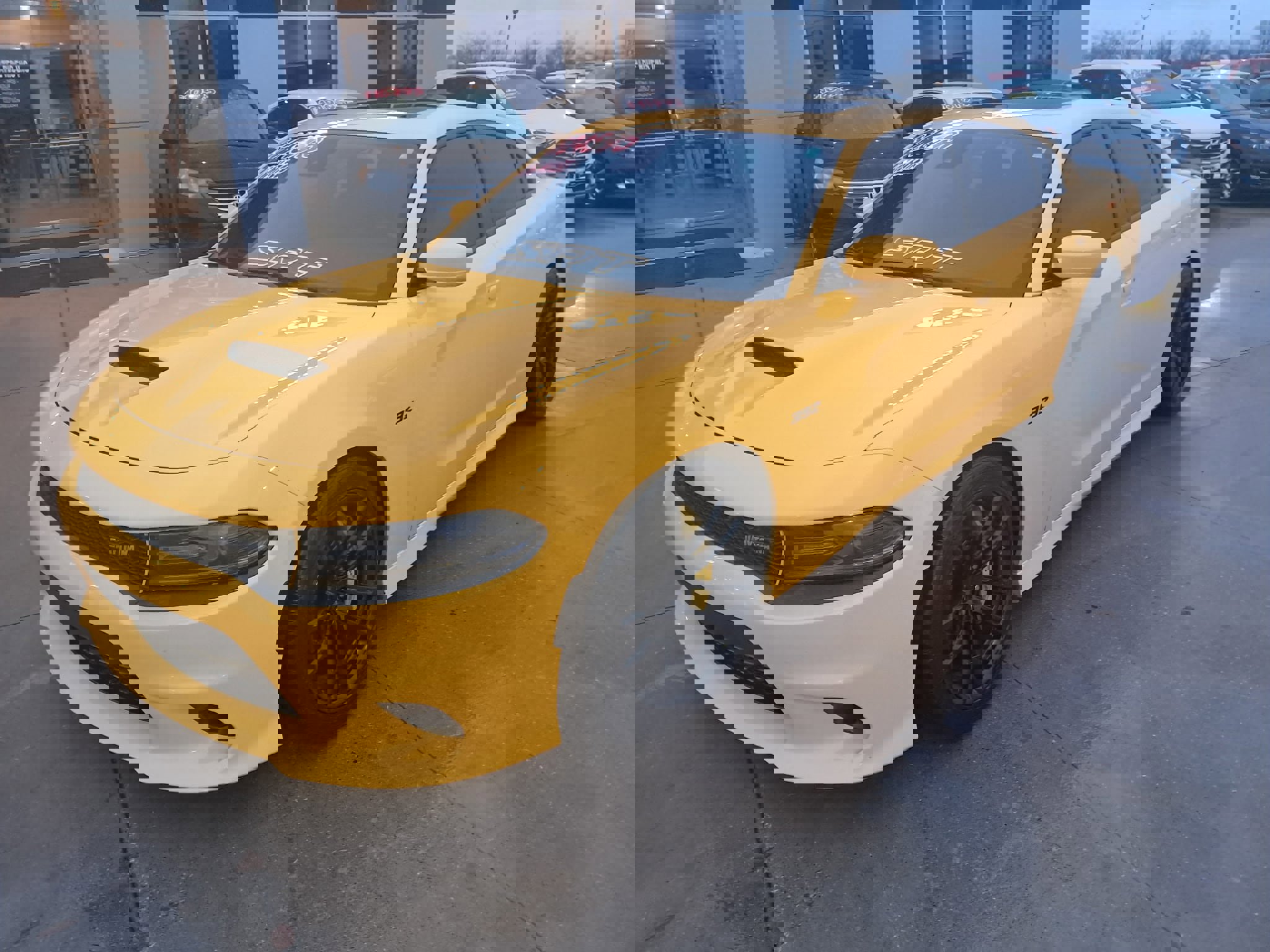 Used 2017 Dodge Charger R/T image 1