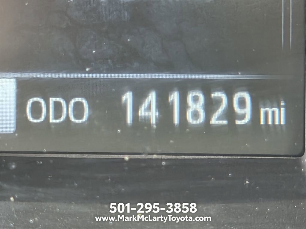 Used 2018 Toyota Tacoma SR5 RWD image 23