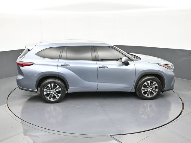 Used 2021 Toyota Highlander XLE FWD image 62