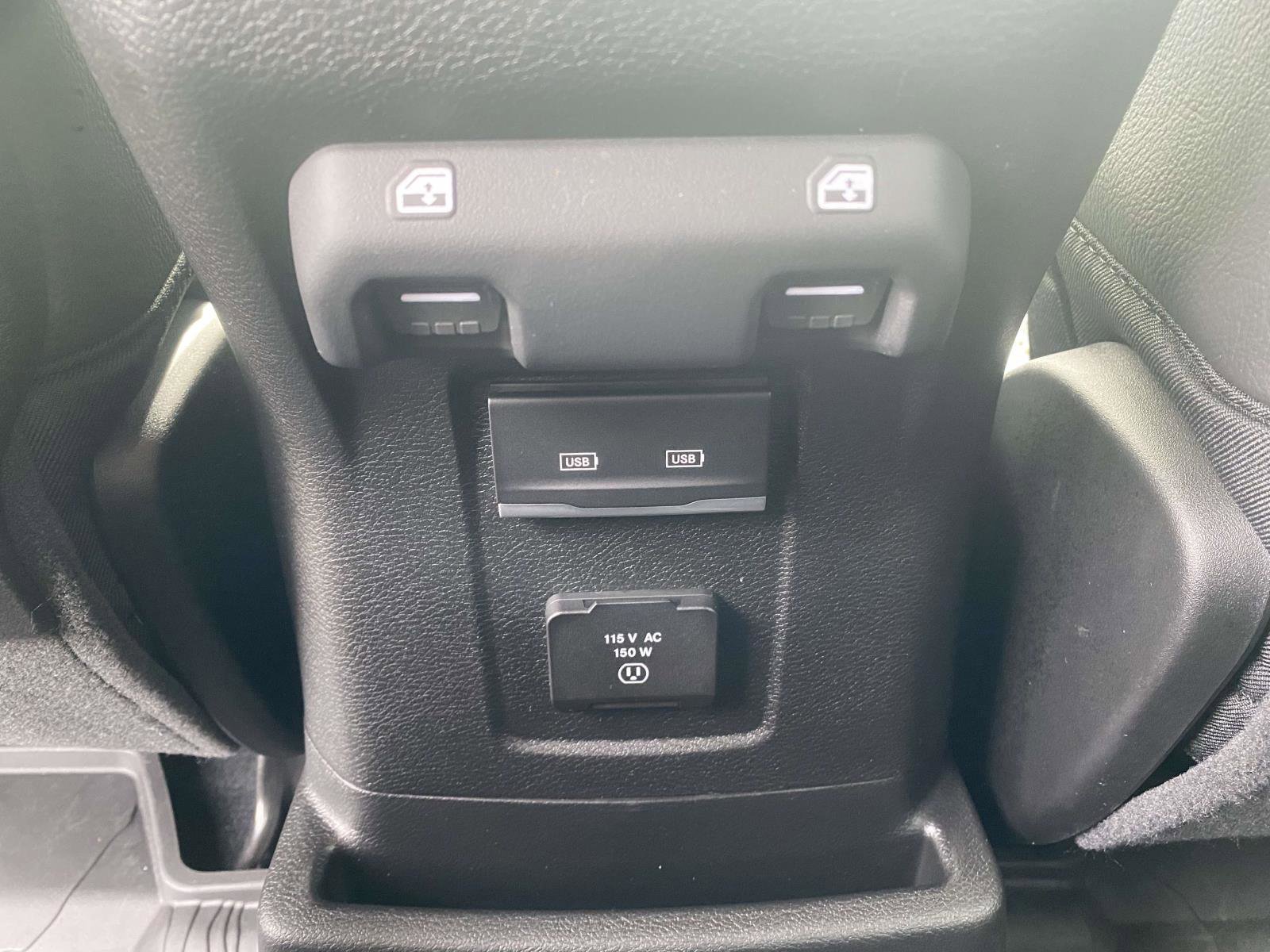 Used 2024 Jeep Wrangler Unlimited Sahara w/ Technology Group image 13