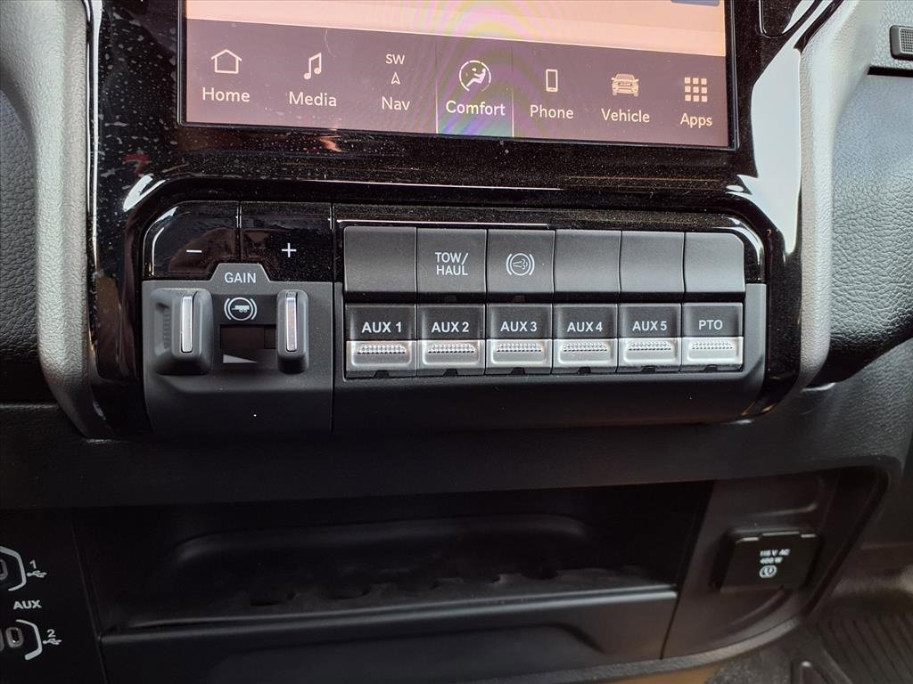 Used 2025 RAM 5500 Tradesman image 7