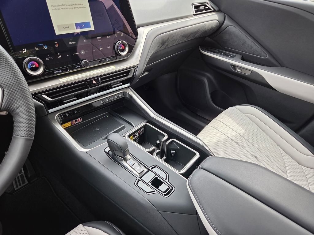 New 2026 Lexus TX 500h AWD w/ Technology Package image 37